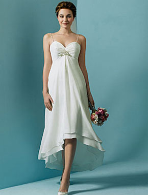 Casual Wedding Dress on Wedding Dresses   The Best Designs Of A Simple Wedding Dress   Wedding